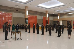 Lantik Enam Kajari, Kajati Riau: Tingkatkan Kinerja & Jaga Nama Baik Kejaksaan